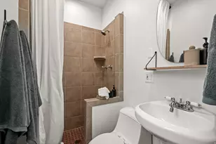 160 N F St E, Salt Lake City, UT 84103 - Photo 27
