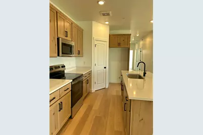 272 E 850 S #7-301, Spanish Fork, UT 84660 - Photo 5