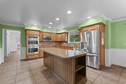 405 N 2975 W, Layton, UT 84041 - Photo 11