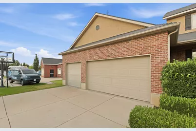 405 N 2975 W, Layton, UT 84041 - Photo 37