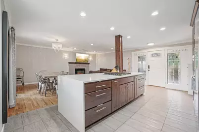 2451 E Murray Holladay Rd S, Holladay, UT 84117 - Photo 3