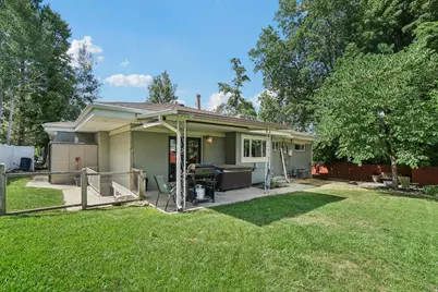 2451 E Murray Holladay Rd S, Holladay, UT 84117 - Photo 11