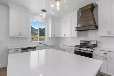 660 S 50 E, Hyde Park, UT 84341 - Photo 17