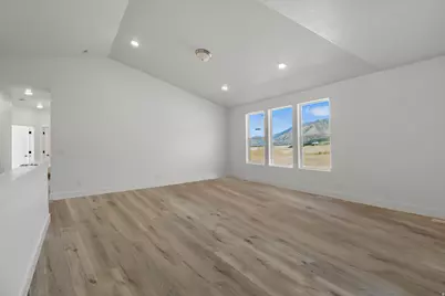 660 S 50 E, Hyde Park, UT 84341 - Photo 25