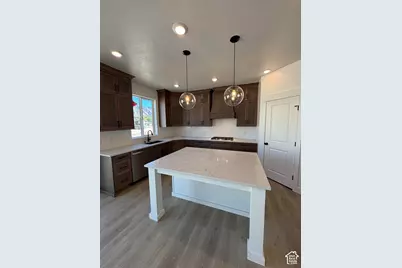660 S 50 E, Hyde Park, UT 84341 - Photo 13