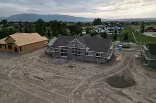 660 S 50 E, Hyde Park, UT 84341 - Photo 3