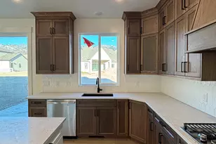 660 S 50 E, Hyde Park, UT 84341 - Photo 11