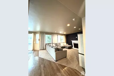 9446 S Michal Robert Ln W, West Jordan, UT 84081 - Photo 9