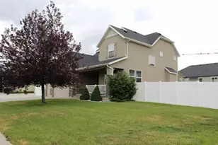 9446 S Michal Robert Ln W, West Jordan, UT 84081 - Photo 3