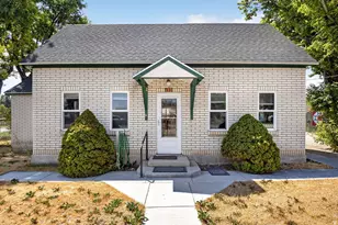 153 W 100 S, Gunnison, UT 84634 - Photo 1