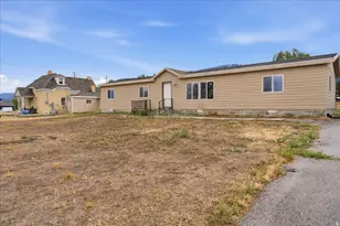 237 N 300 W, Fountain Green, UT 84632 - Photo 3