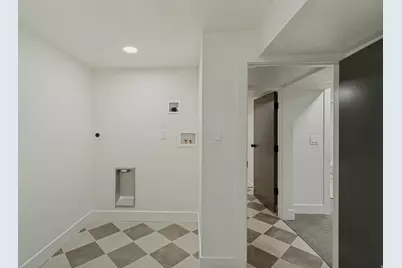 768 N 1300 W, Salt Lake City, UT 84116 - Photo 29