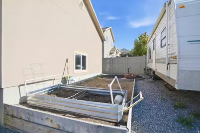 7065 N Cherokee St, Eagle Mountain, UT 84005 - Photo 29