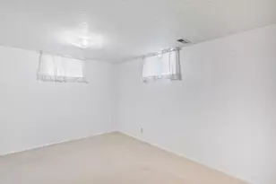 2367 W 4600 S, Roy, UT 84067 - Photo 25