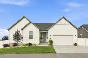6017 N Sheps Ridge Rd, Eagle Mountain, UT 84005 - Photo 1