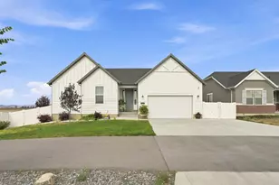 6017 N Sheps Ridge Rd, Eagle Mountain, UT 84005 - Photo 3