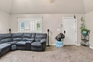 804 E Canyon Rd S, Ogden, UT 84401 - Photo 7