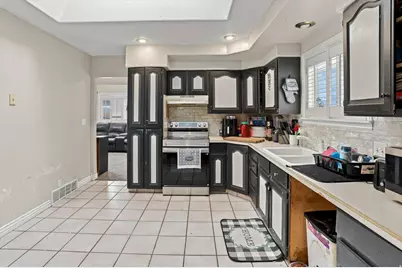 804 E Canyon Rd S, Ogden, UT 84401 - Photo 9