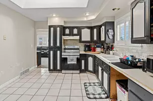 804 E Canyon Rd S, Ogden, UT 84401 - Photo 9