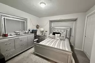 284 N 500 W, Clearfield, UT 84015 - Photo 19
