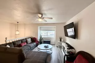 284 N 500 W, Clearfield, UT 84015 - Photo 3