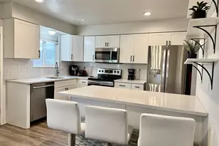 284 N 500 W, Clearfield, UT 84015 - Photo 11