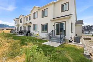 828 N Glen Eagles Ct W, Tooele, UT 84074 - Photo 27