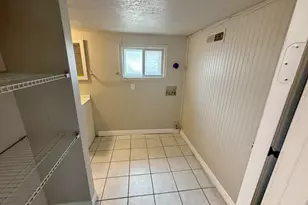 241 N 7th St E, Tooele, UT 84074 - Photo 21