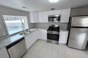 241 N 7th St E, Tooele, UT 84074 - Photo 9