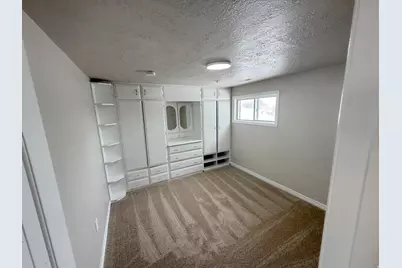 241 N 7th St E, Tooele, UT 84074 - Photo 13