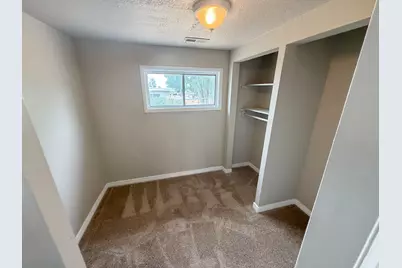 241 N 7th St E, Tooele, UT 84074 - Photo 11