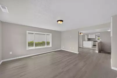 241 N 7th St E, Tooele, UT 84074 - Photo 45