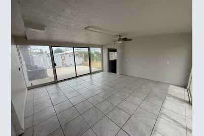 241 N 7th St E, Tooele, UT 84074 - Photo 33
