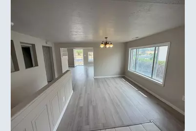 241 N 7th St E, Tooele, UT 84074 - Photo 7