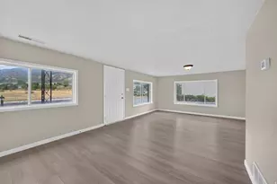 241 N 7th St E, Tooele, UT 84074 - Photo 43