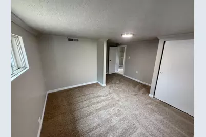 241 N 7th St E, Tooele, UT 84074 - Photo 25