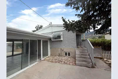 241 N 7th St E, Tooele, UT 84074 - Photo 37