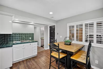 5 Quietwood Ln, Sandy, UT 84092 - Photo 35