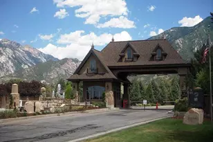 5 Quietwood Ln, Sandy, UT 84092 - Photo 53