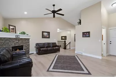 3257 W 2975 N, Plain City, UT 84404 - Photo 3