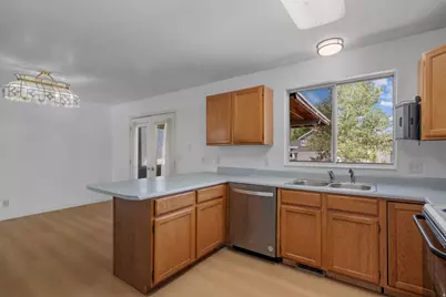 1314 N 100 E, Lehi, UT 84043 - Photo 9