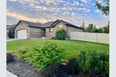 1483 W 2340 N, Clinton, UT 84015 - Photo 1