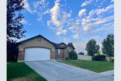 1483 W 2340 N, Clinton, UT 84015 - Photo 3