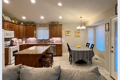 1483 W 2340 N, Clinton, UT 84015 - Photo 5
