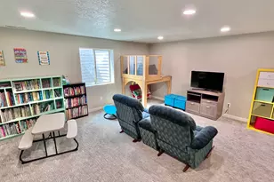 1483 W 2340 N, Clinton, UT 84015 - Photo 33