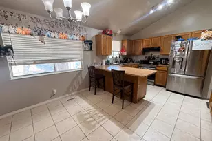 2466 N 1050 W, Layton, UT 84041 - Photo 5