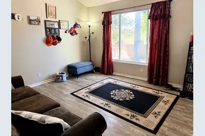 2466 N 1050 W, Layton, UT 84041 - Photo 7