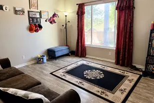 2466 N 1050 W, Layton, UT 84041 - Photo 7