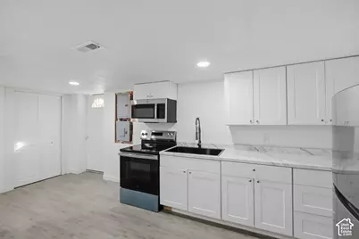 4627 S Solano Cir W, West Valley, UT 84120 - Photo 13
