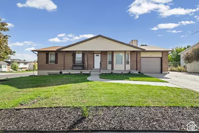 4627 S Solano Cir W, West Valley, UT 84120 - Photo 41